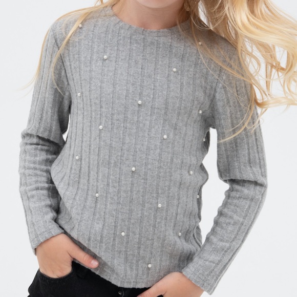 Zara Kids Gray Knit Pearl top Size 7 - Picture 1 of 5